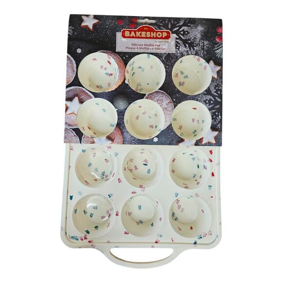 NEW Bakeshop by Masterclass Christmas Silicone Cupcake Pan Mold in Creamy White - Picture 1 of 5